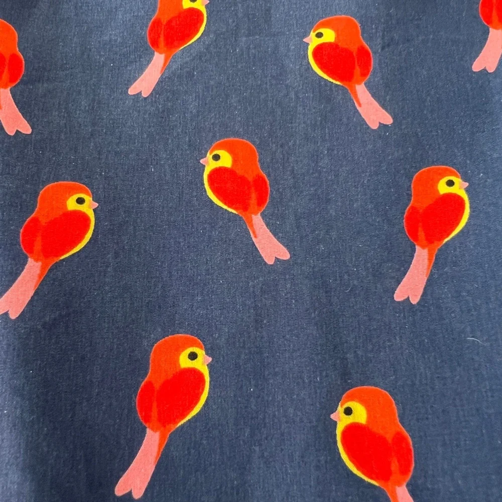 Old Navy Navy Blue Blouse with Red Birds, 3/4 Puff Sleeve, Curve Hem Lightweight